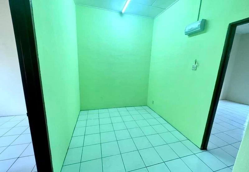 DOUBLE STOREY TERRACE HOUSE (OPEN TITLE) TAMAN BAHAU, BAHAU, N.SEMBILAN