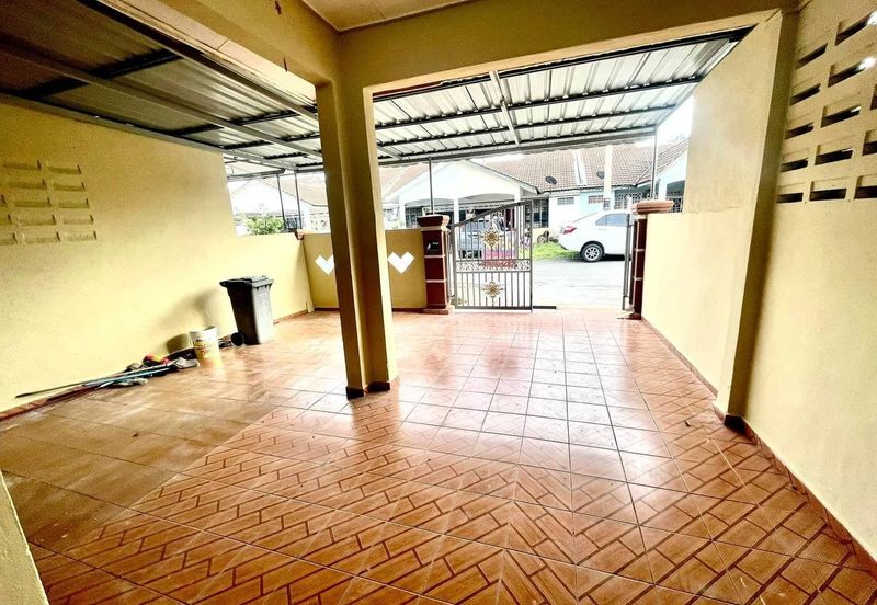 DOUBLE STOREY TERRACE HOUSE (OPEN TITLE) TAMAN BAHAU, BAHAU, N.SEMBILAN