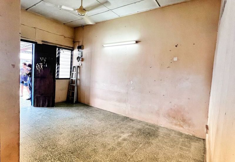 CHEAPEST UNIT Single Storey Terrace House Jalan Bangau, Taman Berkeley Klang