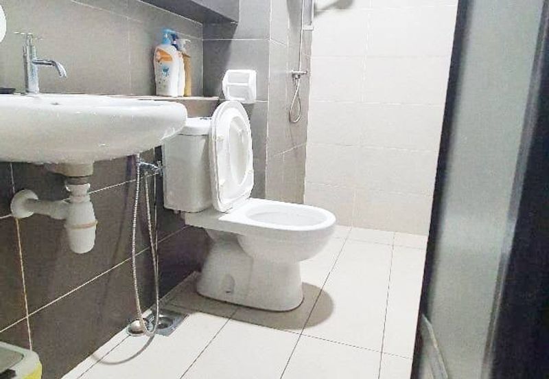 Suria Residence @ Bukit Jelutong, Bukit Jelutong, Shah Alam, Selangor 