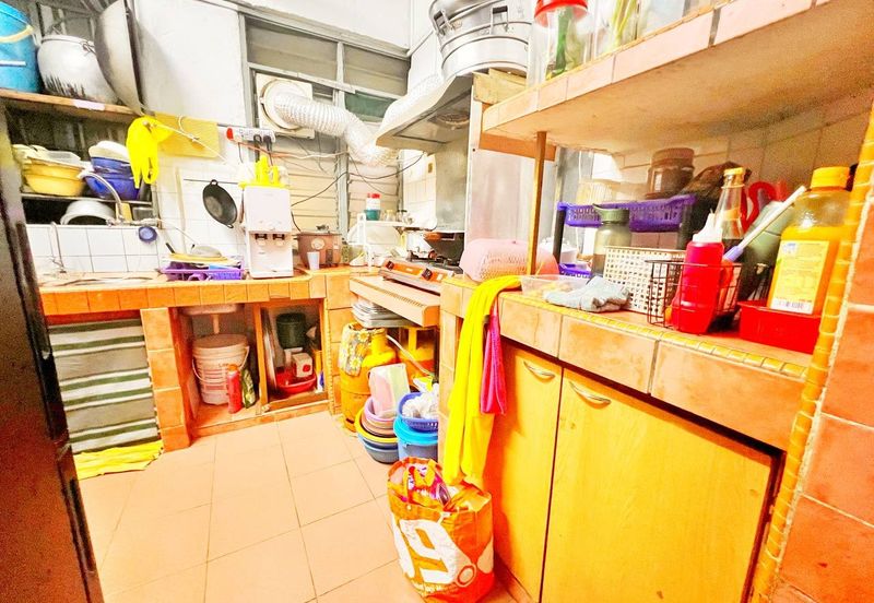 RENOVATION PANGSAPURI MAWAR BUKIT RAJA KLANG