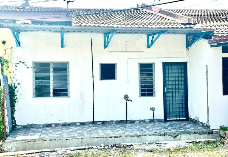 (RENOVATED & OPEN TITLE) TMN SRI MAHSAN, BAHAU, N.SEMBILAN