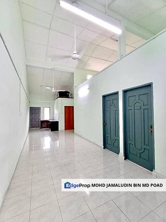 (RENOVATED & OPEN TITLE) TMN SRI MAHSAN, BAHAU, N.SEMBILAN, Negeri Sembilan, Bahau