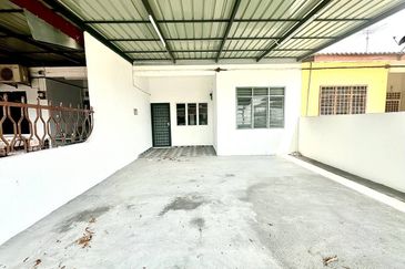 (RENOVATED & OPEN TITLE) TMN SRI MAHSAN, BAHAU, N.SEMBILAN
