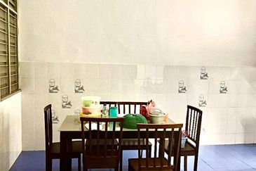 SINGLE STOREY TERRACE (RENOVATED & FULLY EXTEND) TAMAN BUKIT INTAN, KUALA PILAH, NEGERI SEMBILAN