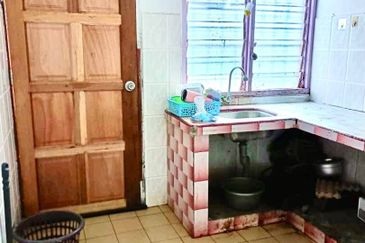 Single Storey Medium Cost, Taman Serting Jaya, Bahau, Negeri Sembilan