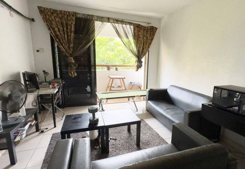 CORNER LOT WALKING DISTANCE TO GOMBAK LRT STATION Putra Villa Condominium Taman Melati, Kuala Lumpur For Sale!