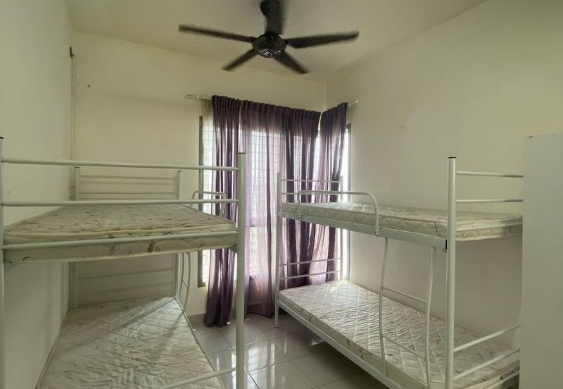 CORNER UNIT & FULLY FURNISHED  Danau Perintis Apartment, Puncak Alam