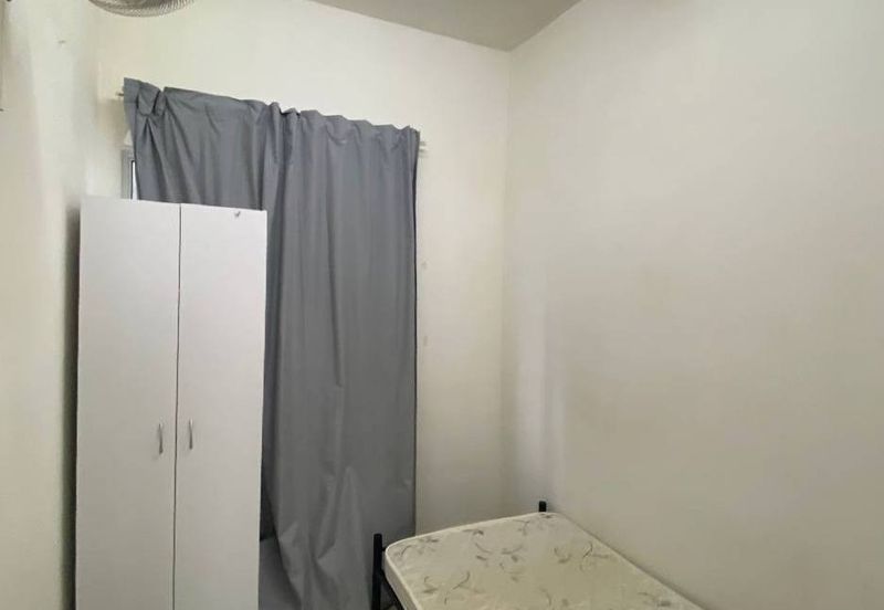 CORNER UNIT & FULLY FURNISHED  Danau Perintis Apartment, Puncak Alam