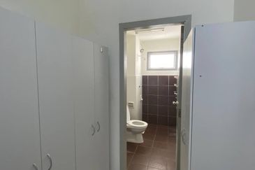 CORNER UNIT & FULLY FURNISHED  Danau Perintis Apartment, Puncak Alam