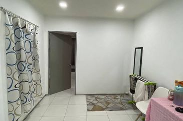 NICE UNIT SHOP OFFICE Dataran Otomobil, Seksyen 15, Shah Alam 