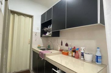 NICE UNIT SHOP OFFICE Dataran Otomobil, Seksyen 15, Shah Alam 