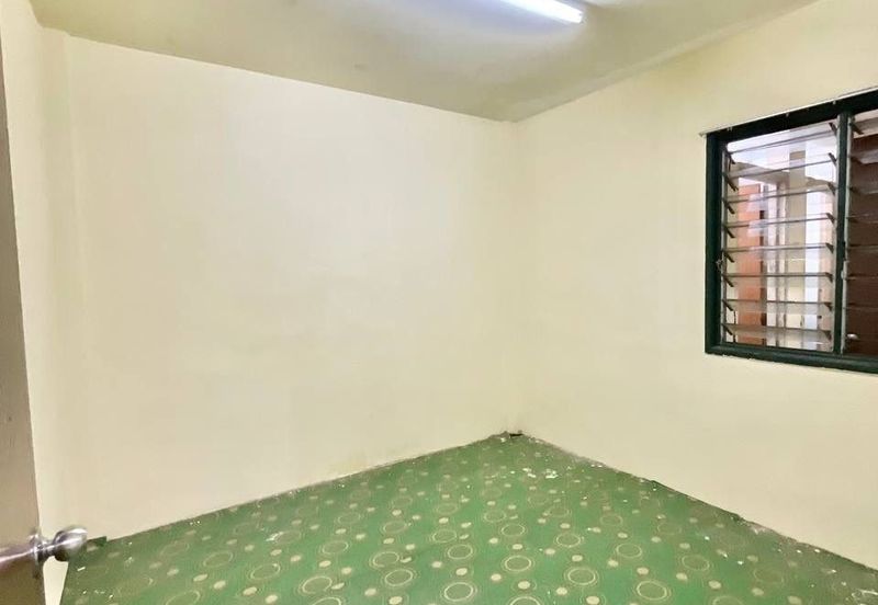 WELL KEPT | GOOD FOR INVESTMENT Sri Era Flat @ Desa Latania, Seksyen 36 Shah Alam