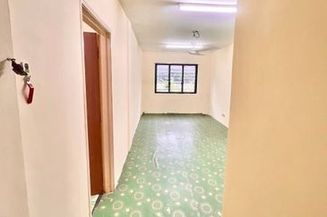 WELL KEPT | GOOD FOR INVESTMENT Sri Era Flat @ Desa Latania, Seksyen 36 Shah Alam