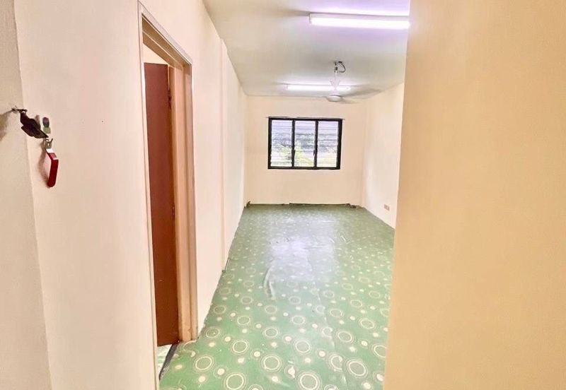 WELL KEPT | GOOD FOR INVESTMENT Sri Era Flat @ Desa Latania, Seksyen 36 Shah Alam