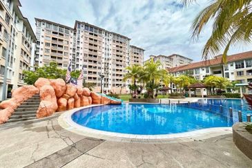 GROUND FLOOR UNIT! Nilam Puri Condominium, Bandar Bukit Puchong 2 For Sale