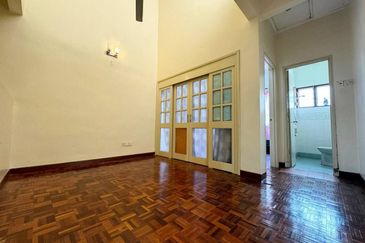 CHEAPEST 🔥🔥🔥 EXTENDED KITCHEN 💥💥  Double Storey Terrace Putra Indah @ Putra Heights