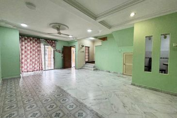 CHEAPEST 🔥🔥🔥 EXTENDED KITCHEN 💥💥  Double Storey Terrace Putra Indah @ Putra Heights