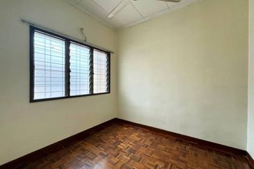 CHEAPEST 🔥🔥🔥 EXTENDED KITCHEN 💥💥  Double Storey Terrace Putra Indah @ Putra Heights