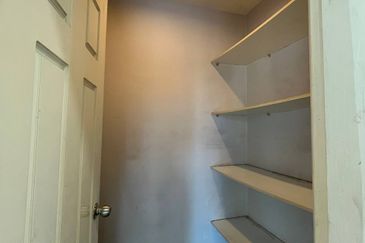 SPACIOUS UNIT & FACING OPEN Double Storey Bungalow Bukit Hijauan, Seksyen 26, Shah Alam (Nearby USJ, Subang Jaya) 