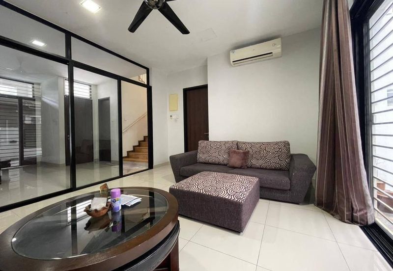 HUGE Built Up & EXCELLENT CONDITION 3 Storey Terrace Maple Denai Alam, Shah Alam