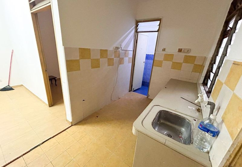 1ST FLOOR & STRATEGIC LOCATION‼️  Mentari Court Apartment, Bandar Sunway, Petaling Jaya