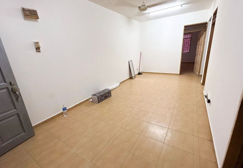 1ST FLOOR & STRATEGIC LOCATION‼️  Mentari Court Apartment, Bandar Sunway, Petaling Jaya