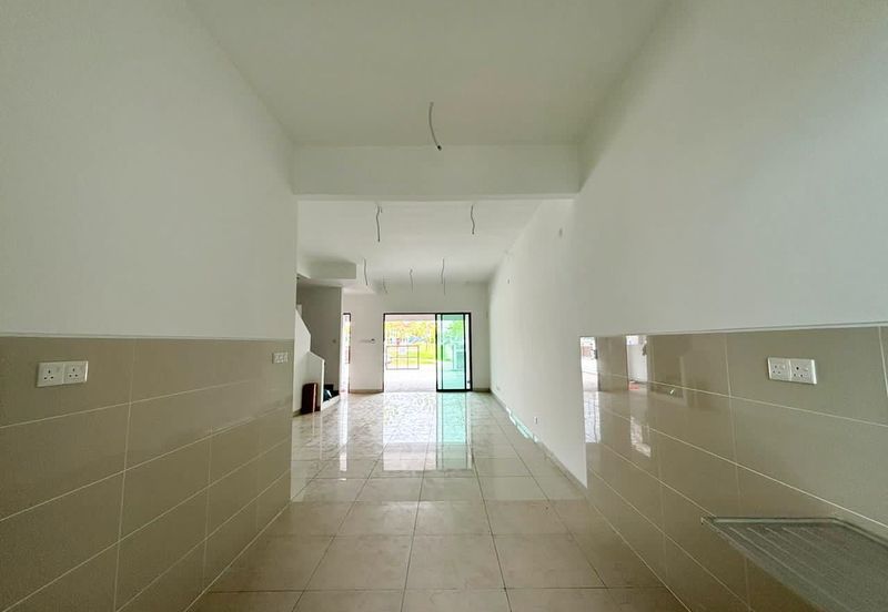 FACING PLAYGROUND | VACANT UNIT  Double Storey Terrace Viola Alam Impian, Shah Alam