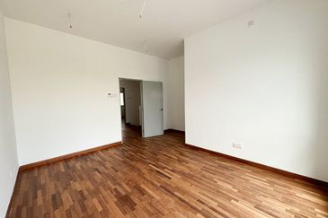 FACING PLAYGROUND | VACANT UNIT  Double Storey Terrace Viola Alam Impian, Shah Alam