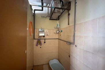 Apartment Sri Saujana 👍STRATA👍 Level 3 Bandar Saujana Putra SP 4, Bandar Saujana Putra 