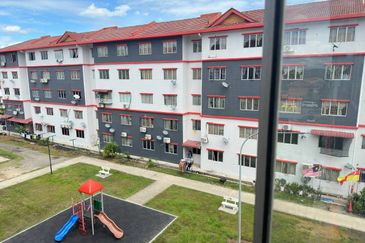 Apartment Sri Saujana 👍STRATA👍 Level 3 Bandar Saujana Putra SP 4, Bandar Saujana Putra 