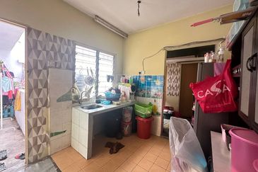 Apartment Sri Saujana 👍STRATA👍 Level 3 Bandar Saujana Putra SP 4, Bandar Saujana Putra 