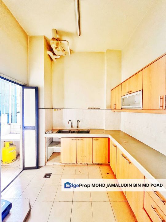 GROUND & CORNER UNIT Pelangi Court Apartment Klang, Selangor, Klang
