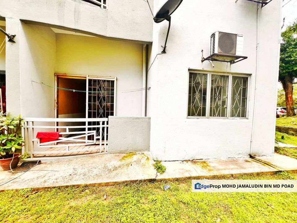 GROUND & CORNER UNIT Pelangi Court Apartment Klang, Selangor, Klang