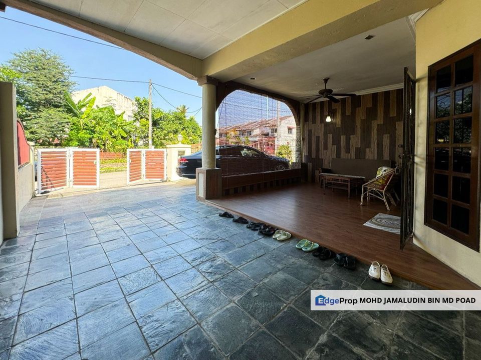 FULLY RENOVATED & EXTENDED  Semi-D Double Storey Taman Puncak Utama, Kajang, Selangor, Kajang