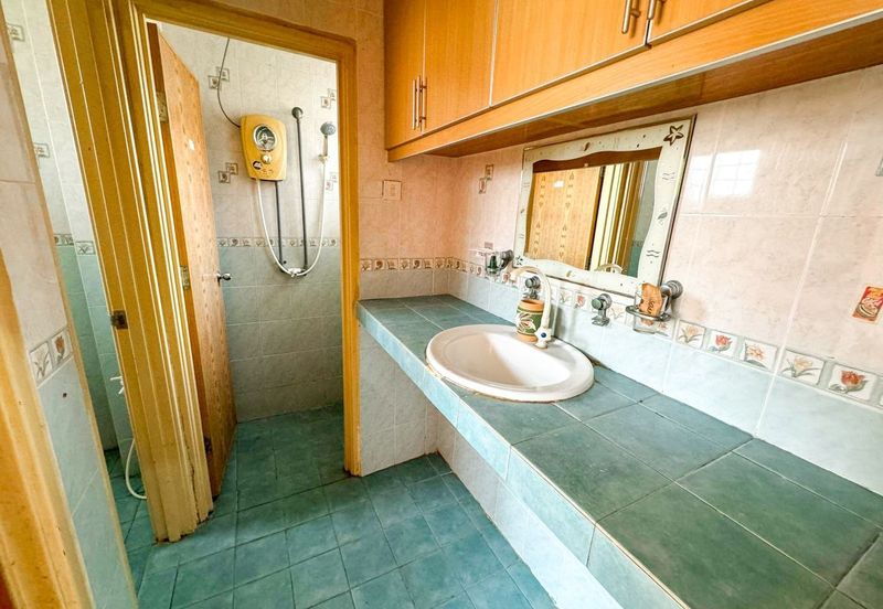 FACING OPEN & CUL DE SAC Endlot Double Storey Jalan Platinum Seksyen 7, Shah Alam