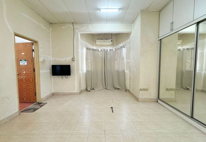 FACING OPEN & CUL DE SAC Endlot Double Storey Jalan Platinum Seksyen 7, Shah Alam