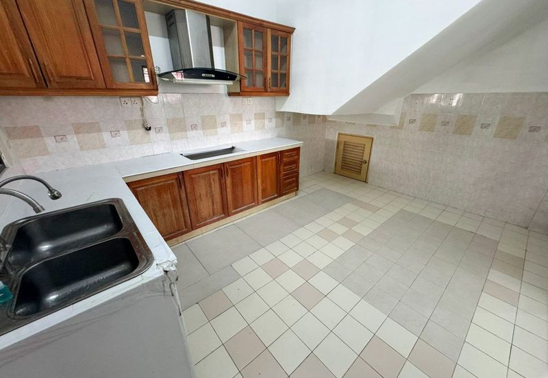 FACING OPEN & CUL DE SAC Endlot Double Storey Jalan Platinum Seksyen 7, Shah Alam