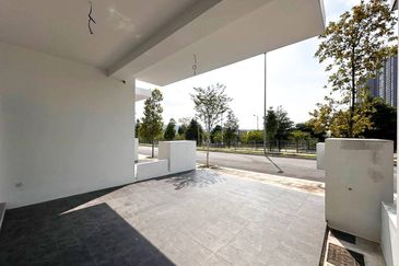 BRAND NEW & FACING OPEN Double Storey Terrace House, Dahlia Tamansari Rawang  