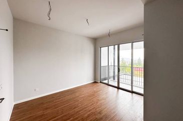 BRAND NEW & FACING OPEN Double Storey Terrace House, Dahlia Tamansari Rawang  