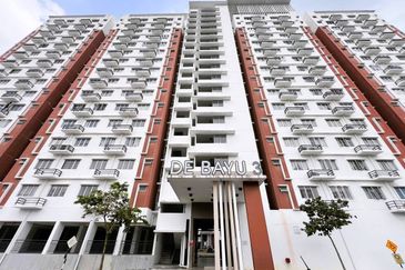De Bayu Apartment @ Setia Alam