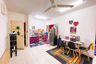 De Bayu Apartment @ Setia Alam