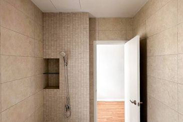 BRAND NEW & FACING OPEN Double Storey Terrace House, Dahlia Tamansari Rawang