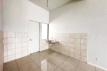 BRAND NEW & FACING OPEN Double Storey Terrace House, Dahlia Tamansari Rawang