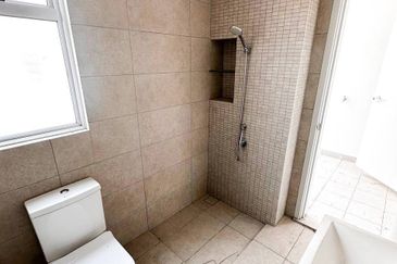 BRAND NEW & FACING OPEN Double Storey Terrace House, Dahlia Tamansari Rawang