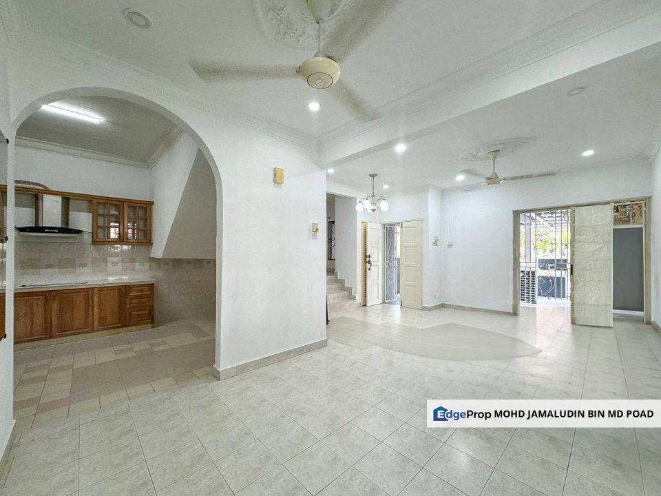 Endlot Double Storey Jalan Platinum Seksyen 7, Shah Alam, Selangor, Shah Alam