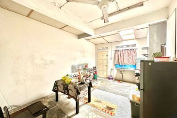 TAMAN MAWAR I (BATU KIKIR)