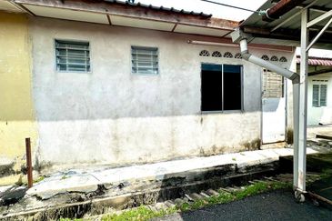 TAMAN MAWAR I (BATU KIKIR)