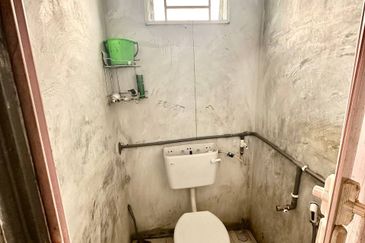 TAMAN MAWAR I (BATU KIKIR)