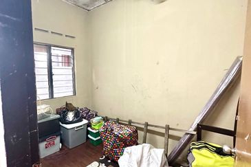 TAMAN MAWAR I (BATU KIKIR)